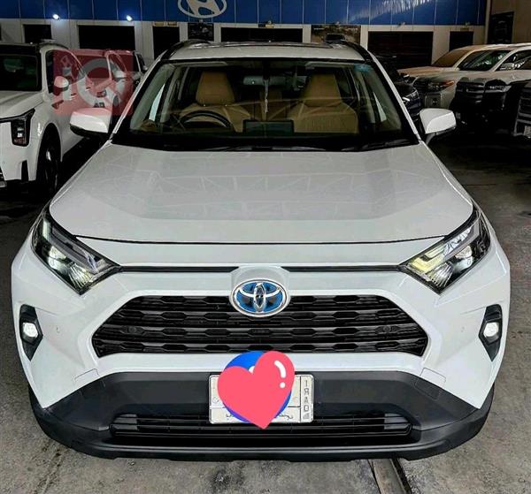 تۆیۆتا ڕاڤ 4 2023 بۆ فرۆشتن لە عێراق - بەغداد